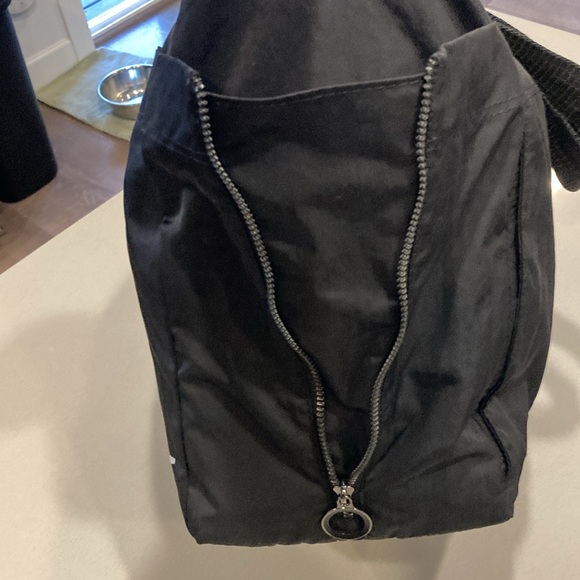 Nike One Luxe Training Bag (Triple Blackout) - Picture 3 of 14